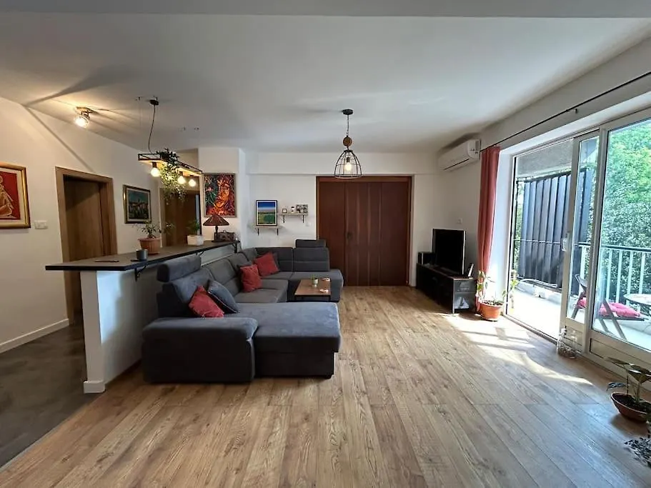 Beautiful Waterfront Apartment Rijeka